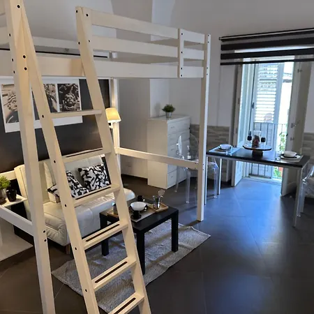 Holiday home Casacastellett Modica