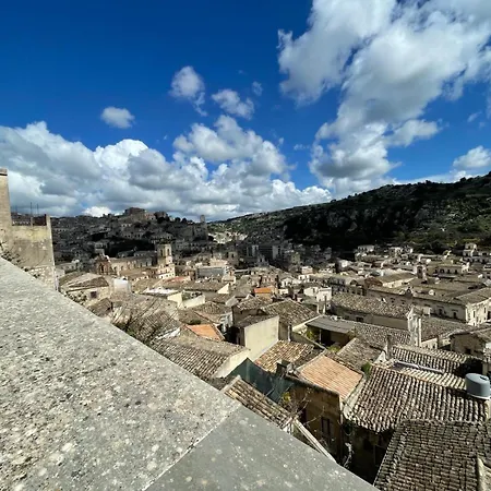 Casacastellett * Modica