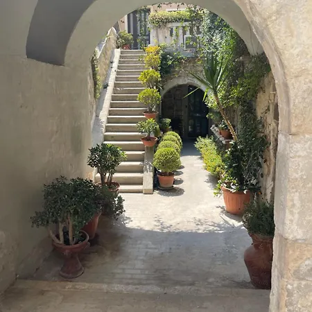 Casacastellett Modica